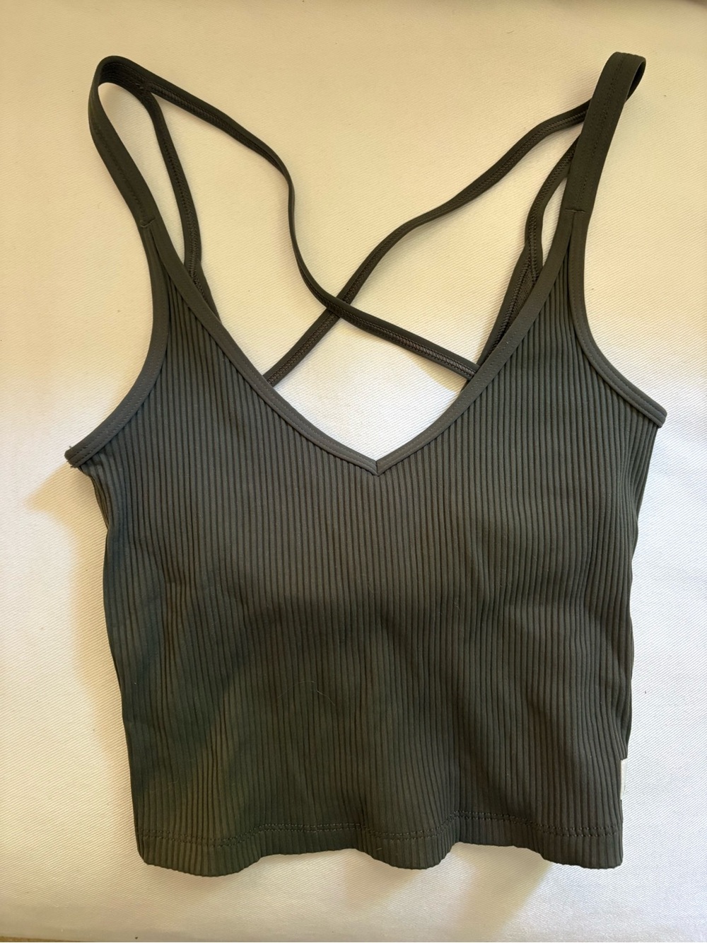Vuori crop tank
